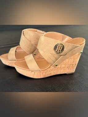 Tommy Hilfiger Beige Wedge Sandals, Like New Condition